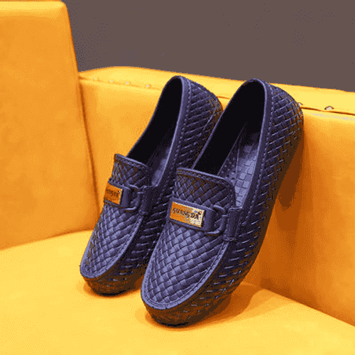 Erkekler üçin Makasina.