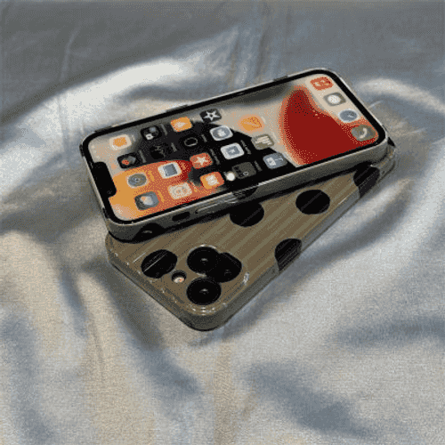 iPhone modelli telefonlar üçin niýetlenen çehol.